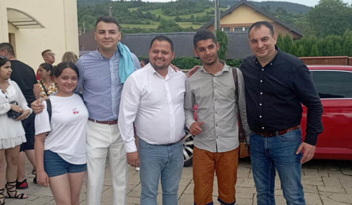 Aktuality / Návšteva Rómov pútnického miesta v Ľutine. - foto