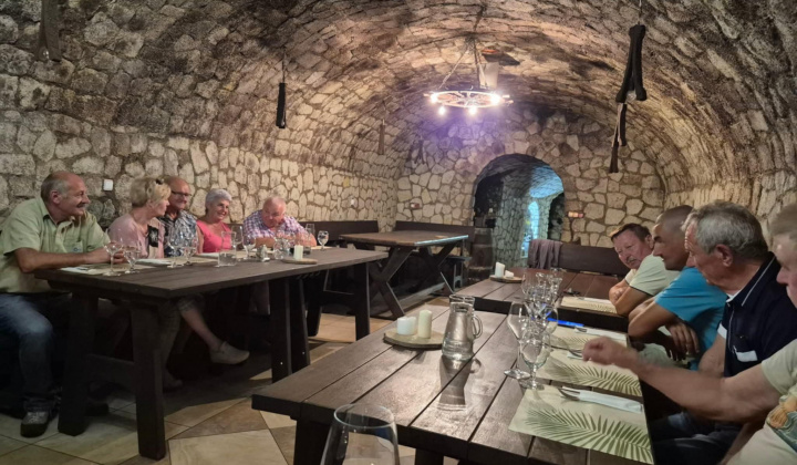 Aktuality / Návšteva vinárskeho regiónu Tokaj - foto