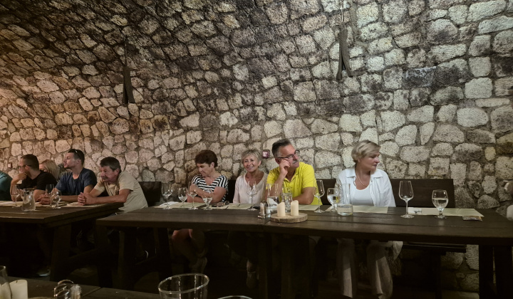 Aktuality / Návšteva vinárskeho regiónu Tokaj - foto