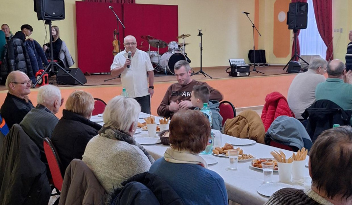 Aktuality / Ochutnávka zabíjačkových špecialít - foto