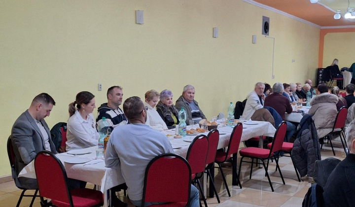 Aktuality / Ochutnávka zabíjačkových špecialít - foto